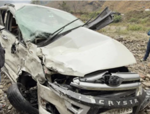 Uttarakhand: खाई में गिरी कार, 3 युवकों की हुई मौत